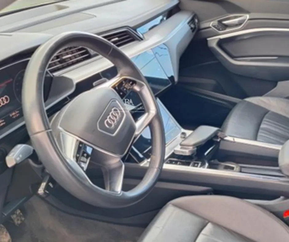 AUDI E-TRON 50 QUATTRO