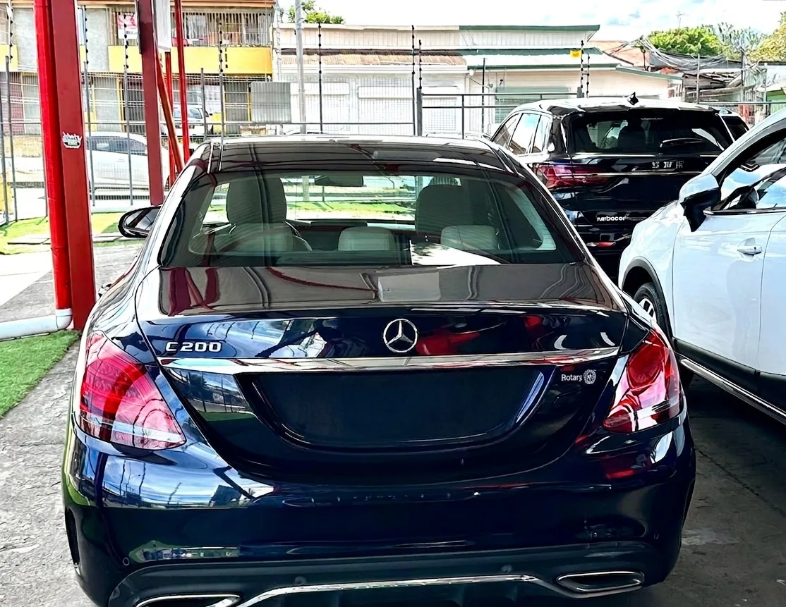 Automóvil – MERCEDES BENZ – C – 2020