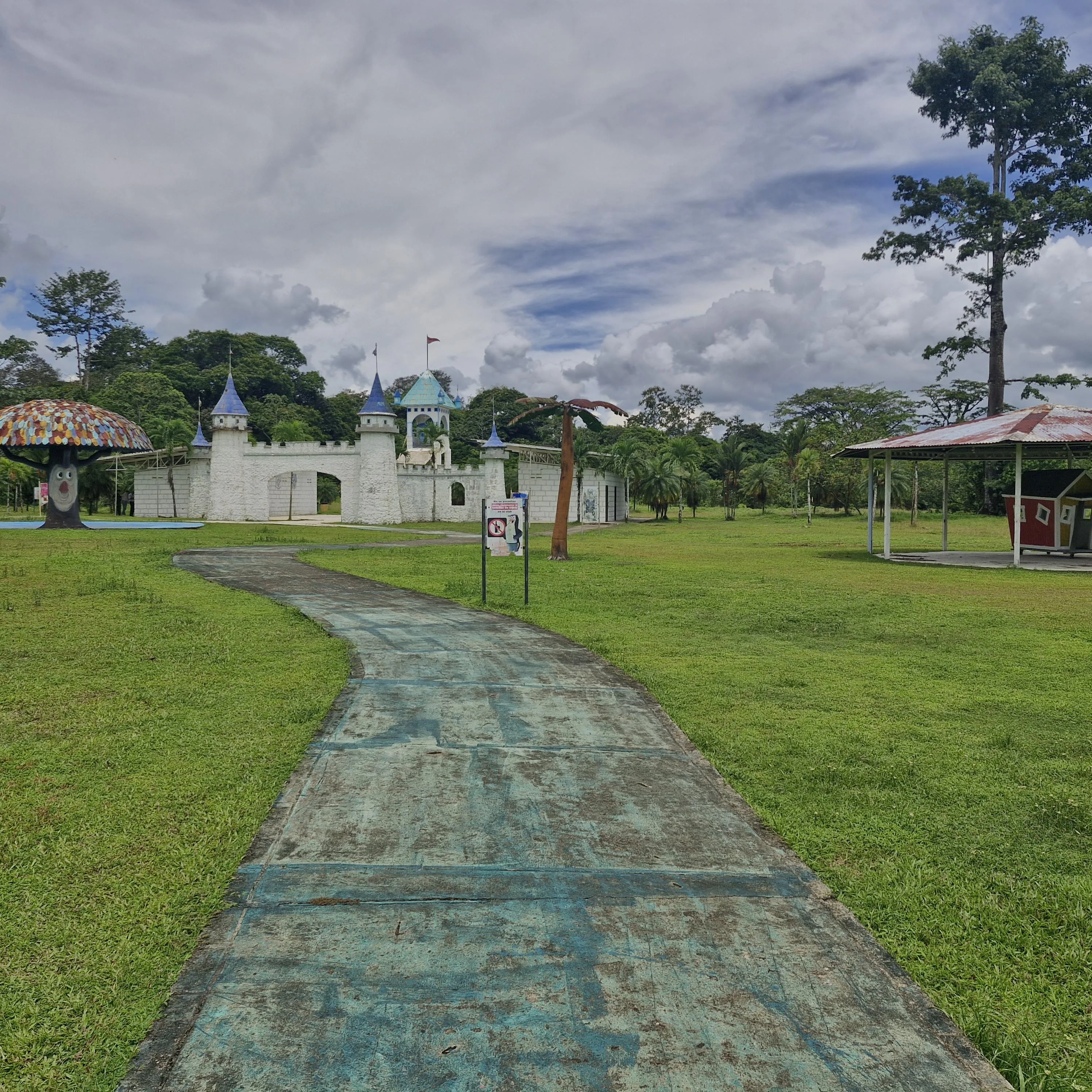 Balneario en la Colonia Limón