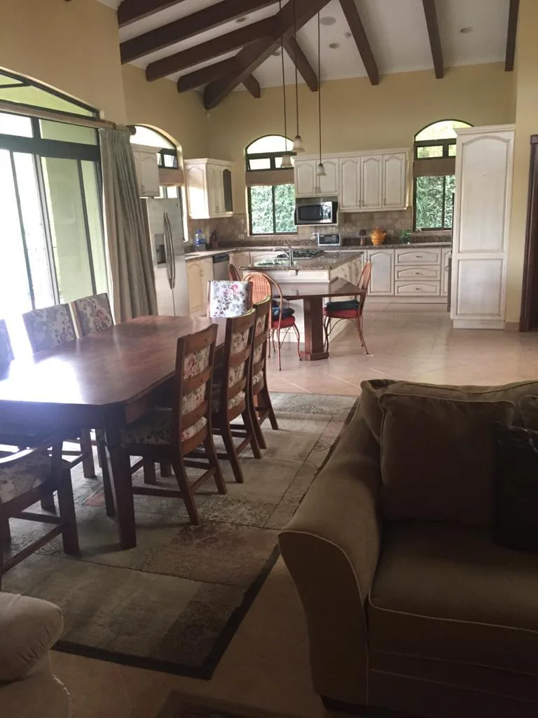 Casa Condominio Cerro Colón