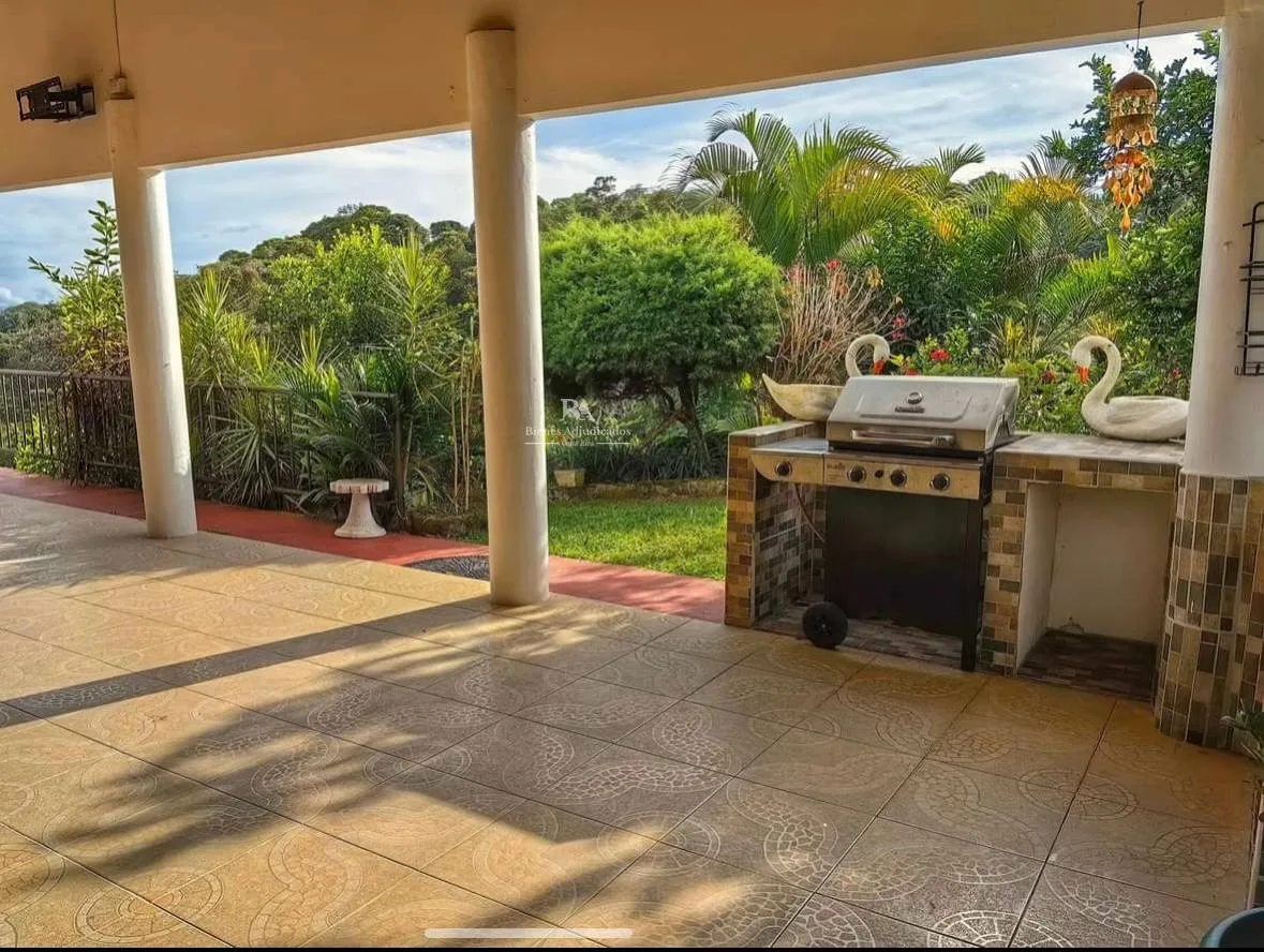 Casa en Perez Zeledon Barrio Morazán