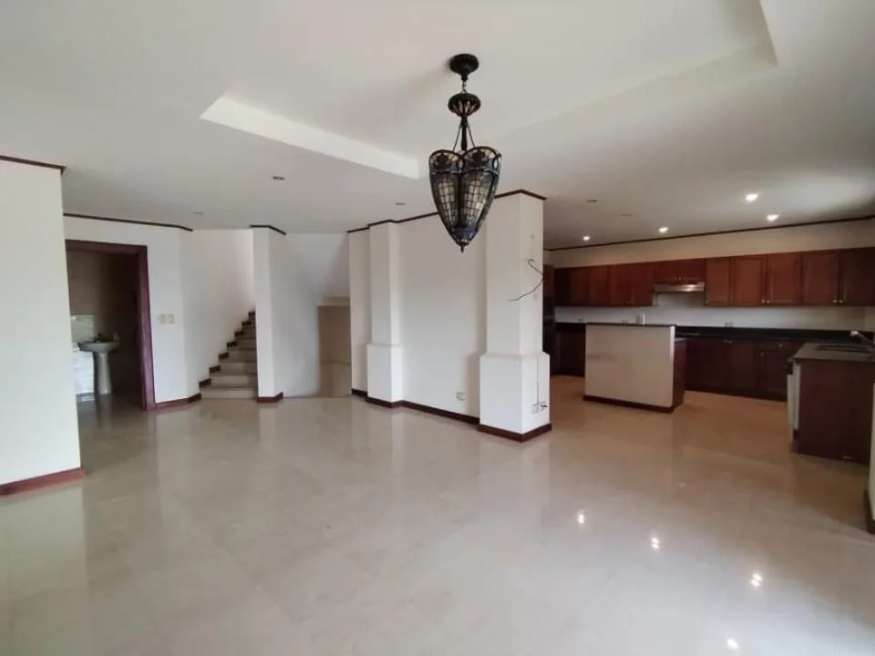 Condominio Cerro Colón