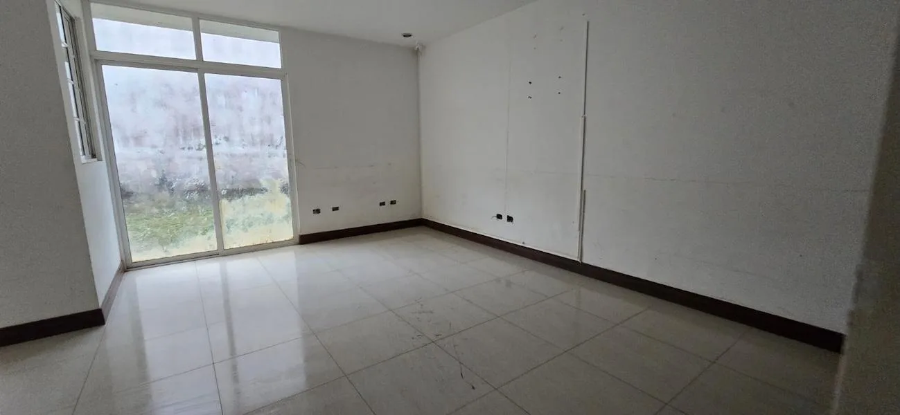 Condominio Tramonto Curridabat