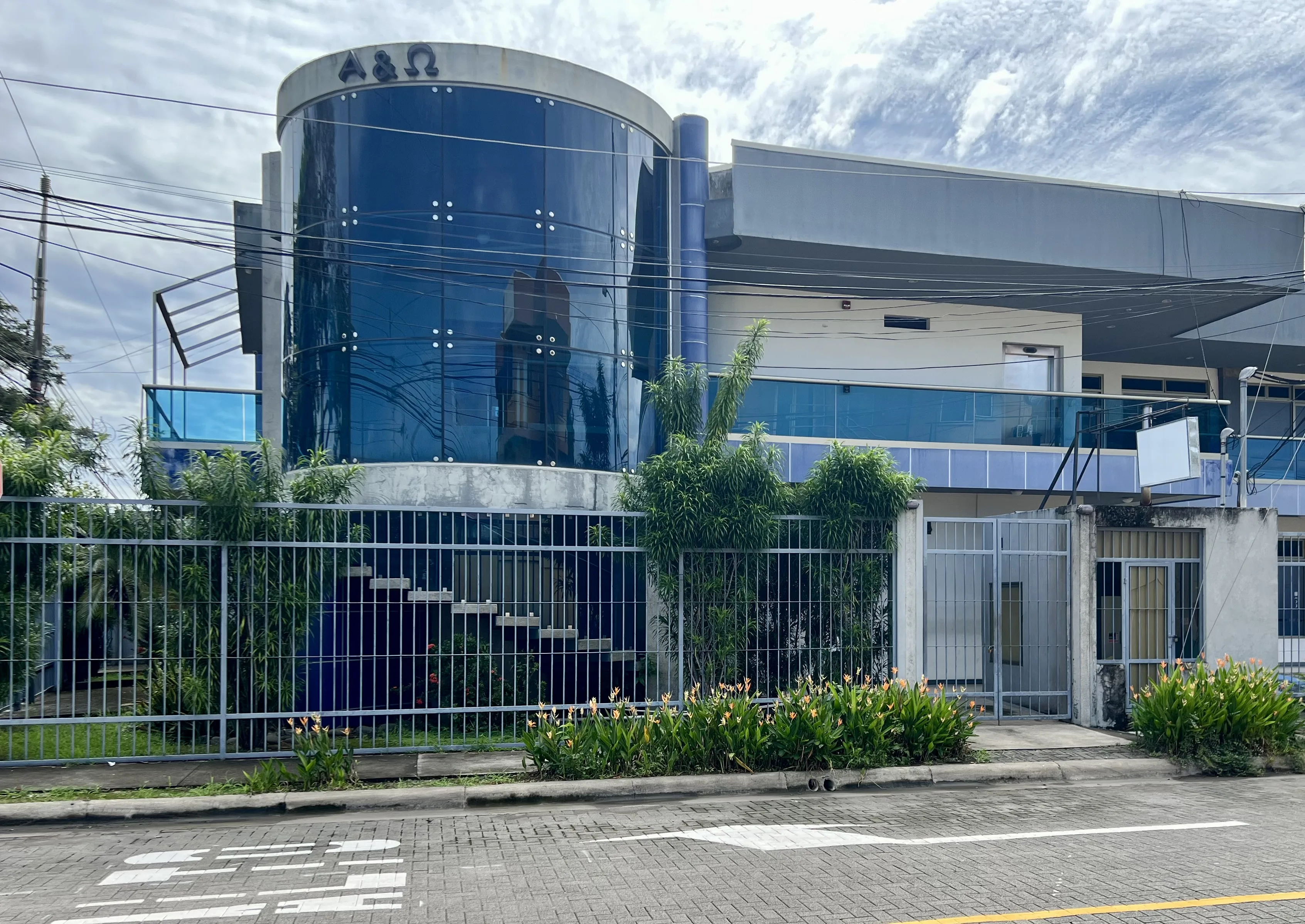 Edificio Alfa y Omega