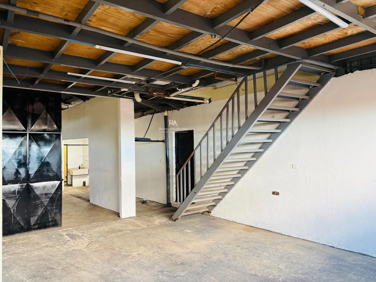 Local y apartamento en Grecia