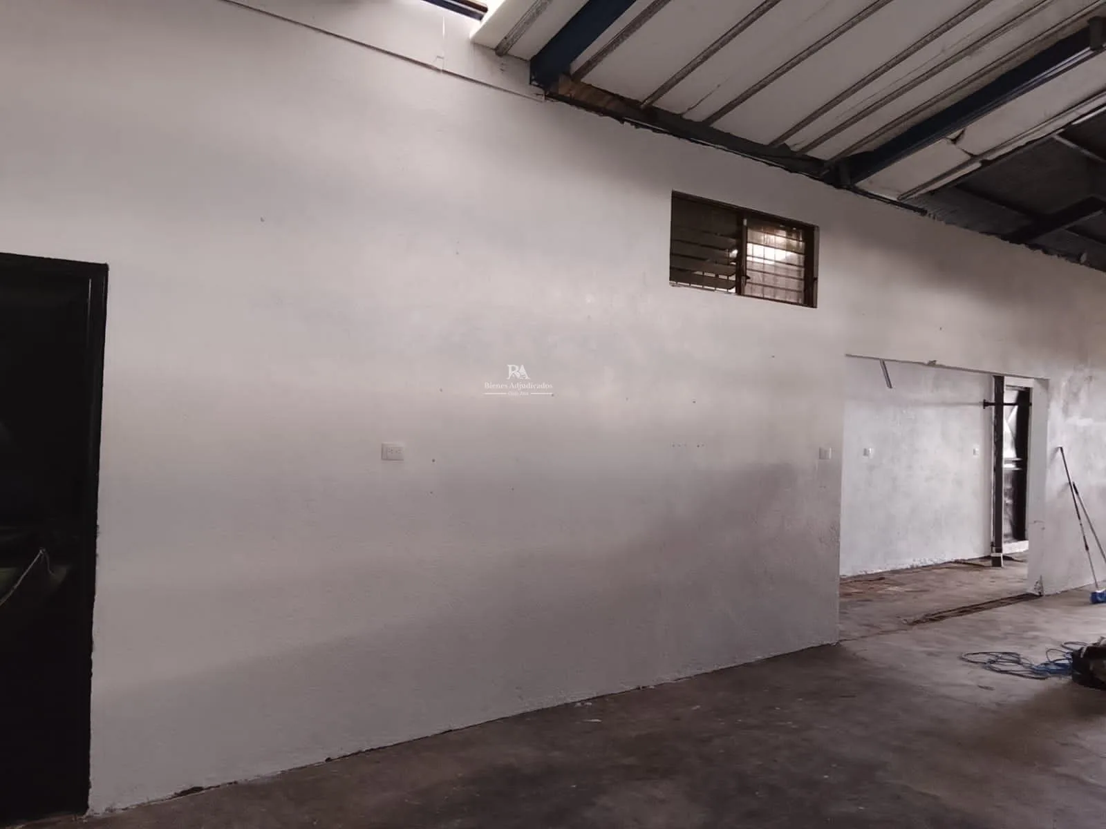 Local y apartamento en Grecia