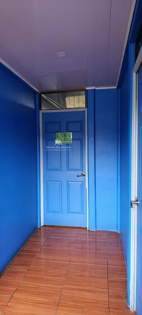 Lote con construcción en San Carlos