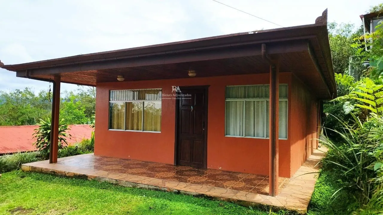 Lote – Construcción en Coto Brus