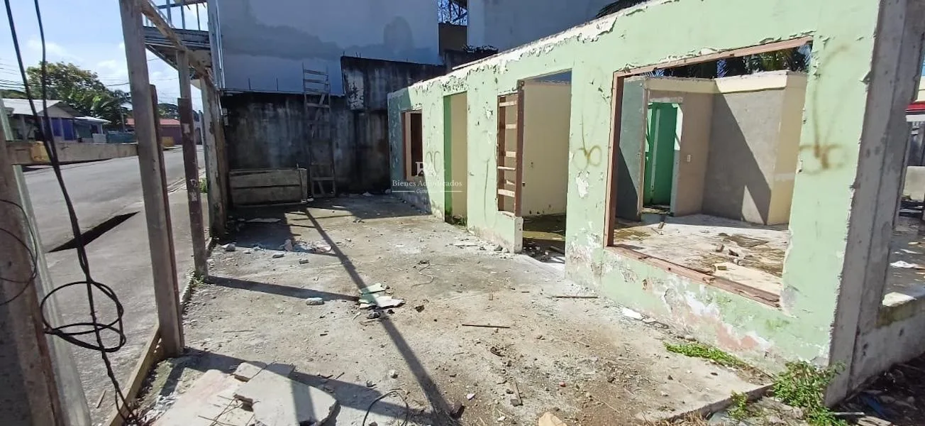 Lote en los Lirios Limón