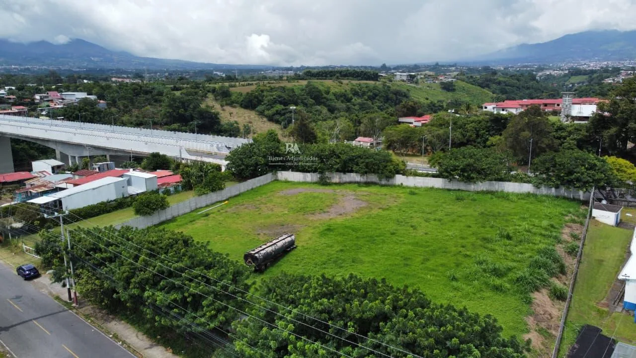 Lote en San Juan de Tibás