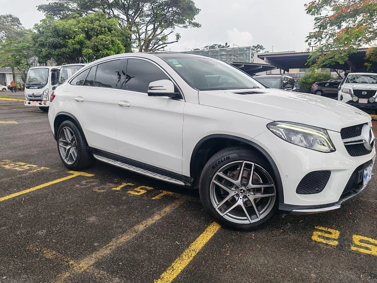MERCEDES BENZ 2019