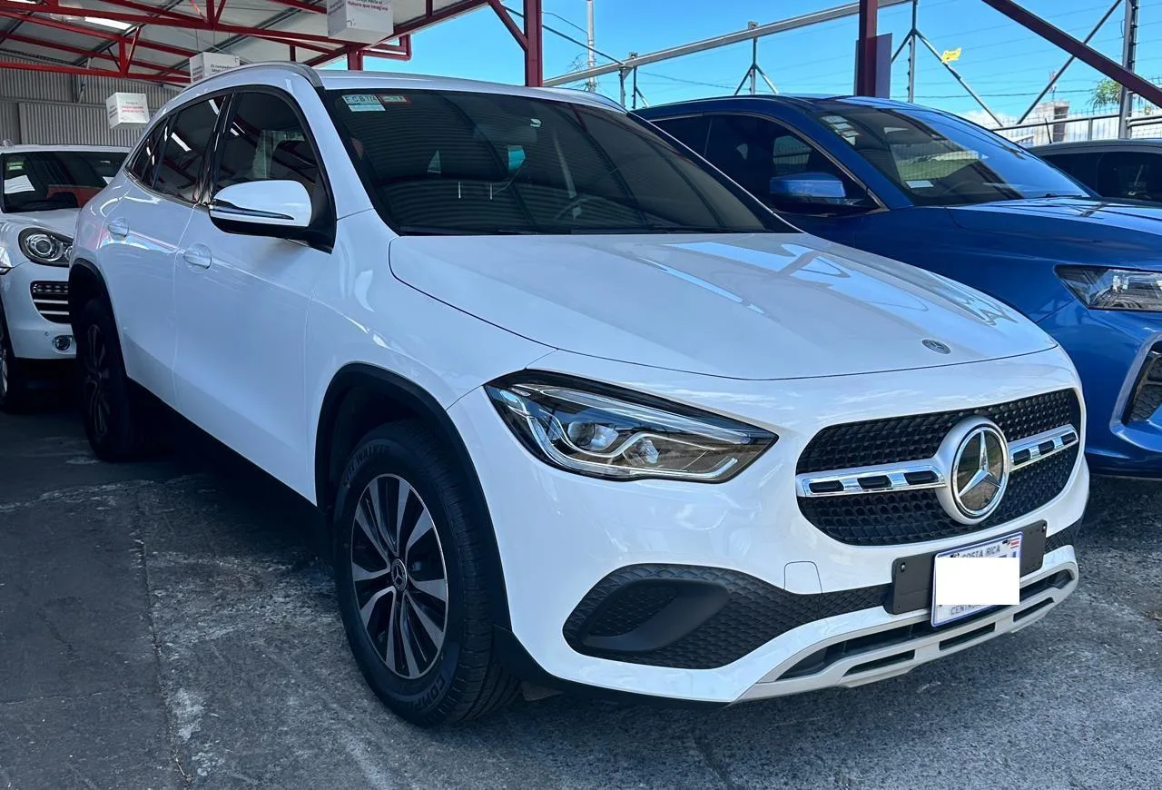 MERCEDES BENZ – STYLE – 2021
