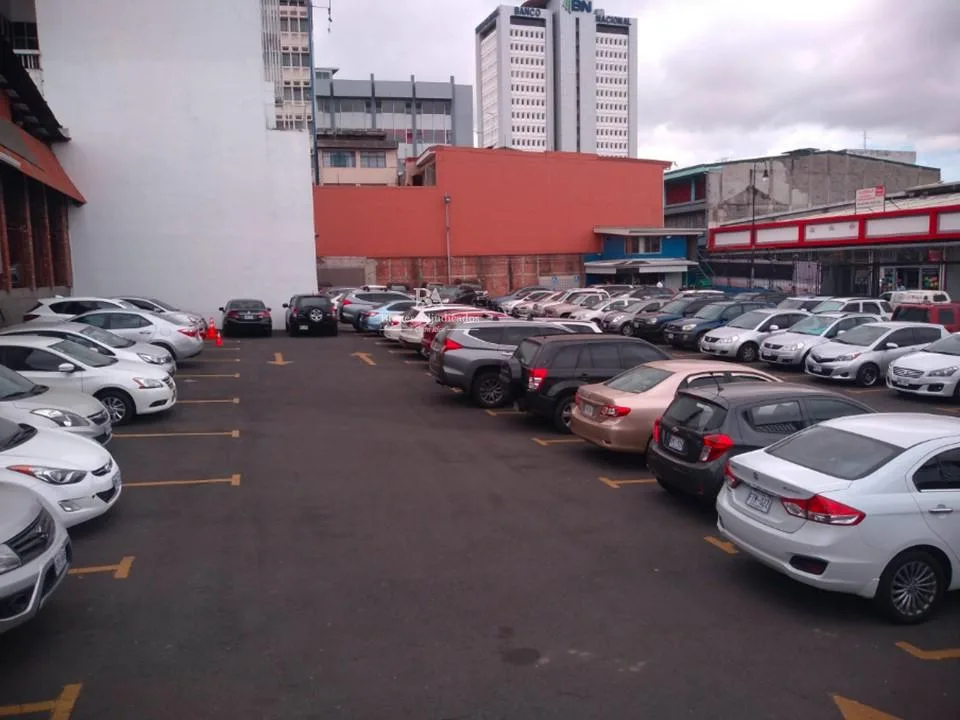 Parqueo en San José