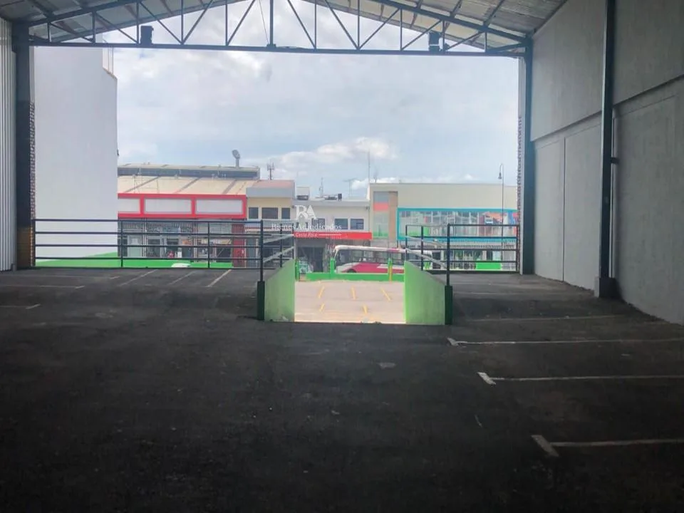 Parqueo en San José