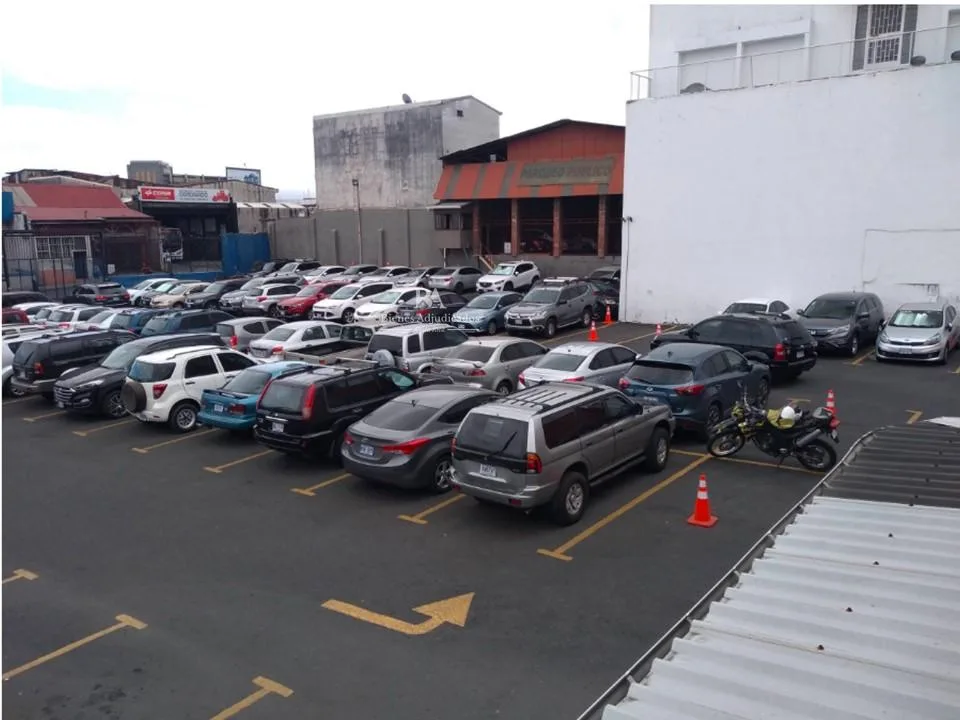 Parqueo en San José