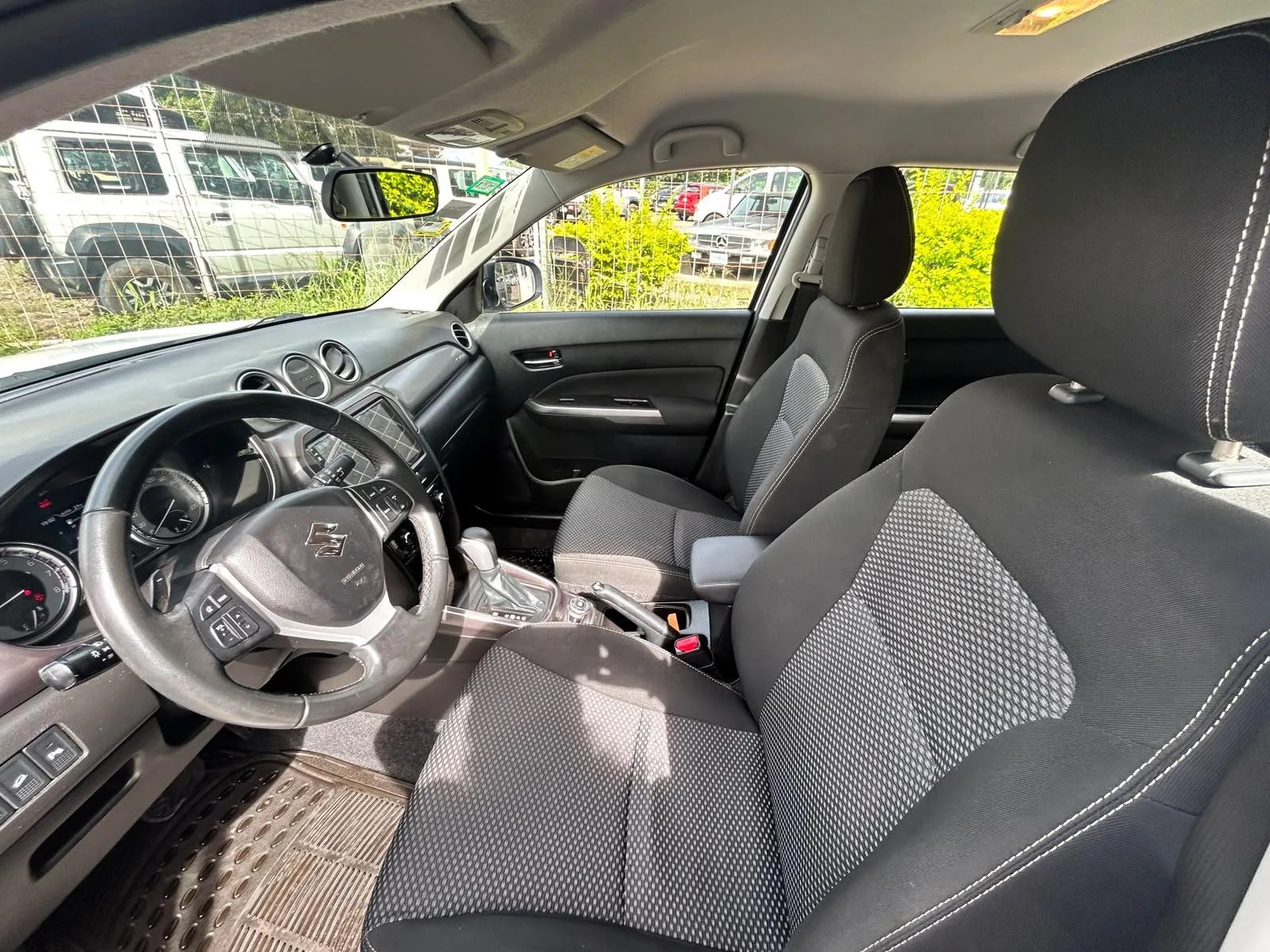 Suzuki Vitara Automático 2024