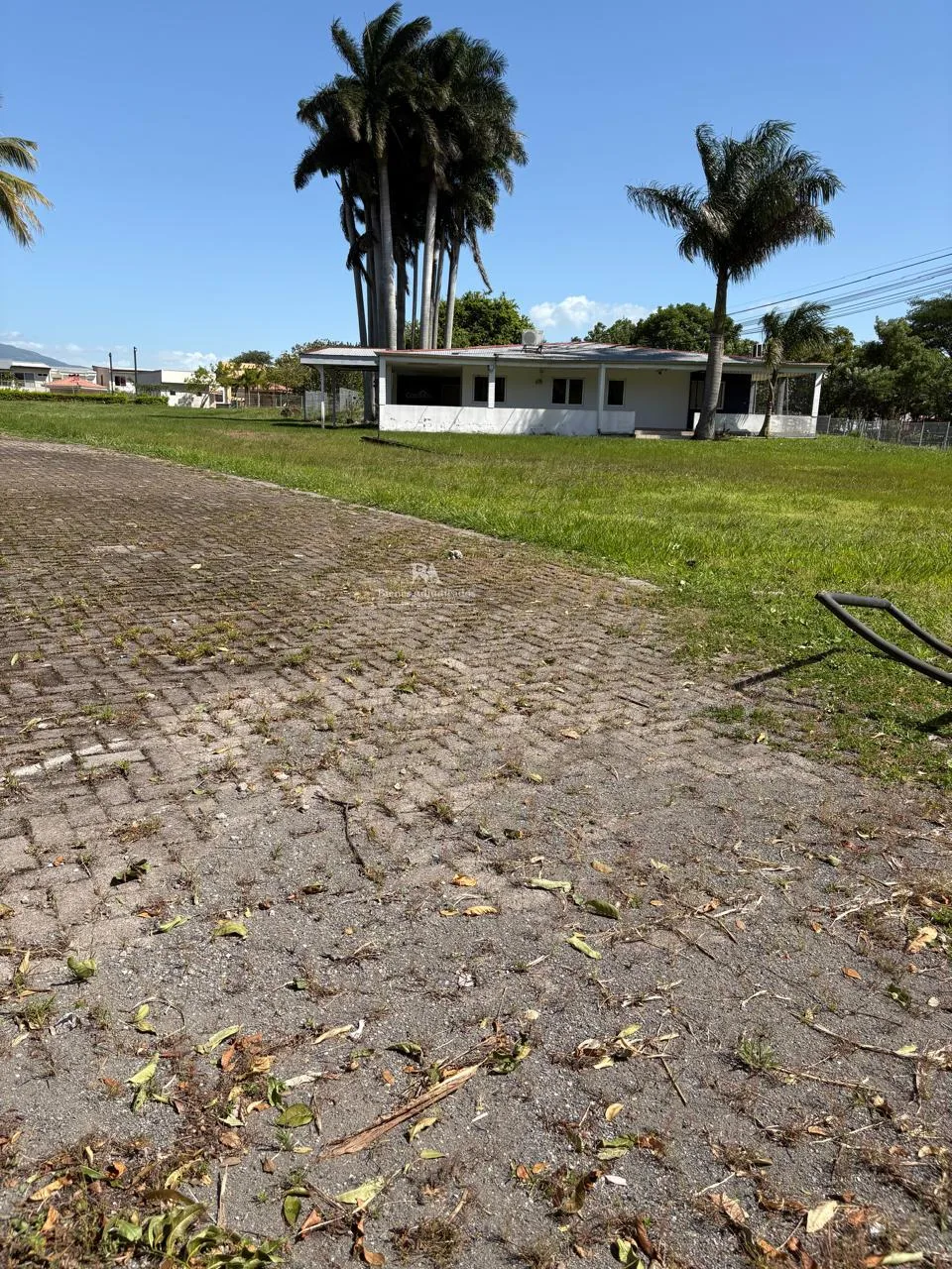 Terreno comercial en Hacienda El Coyol
