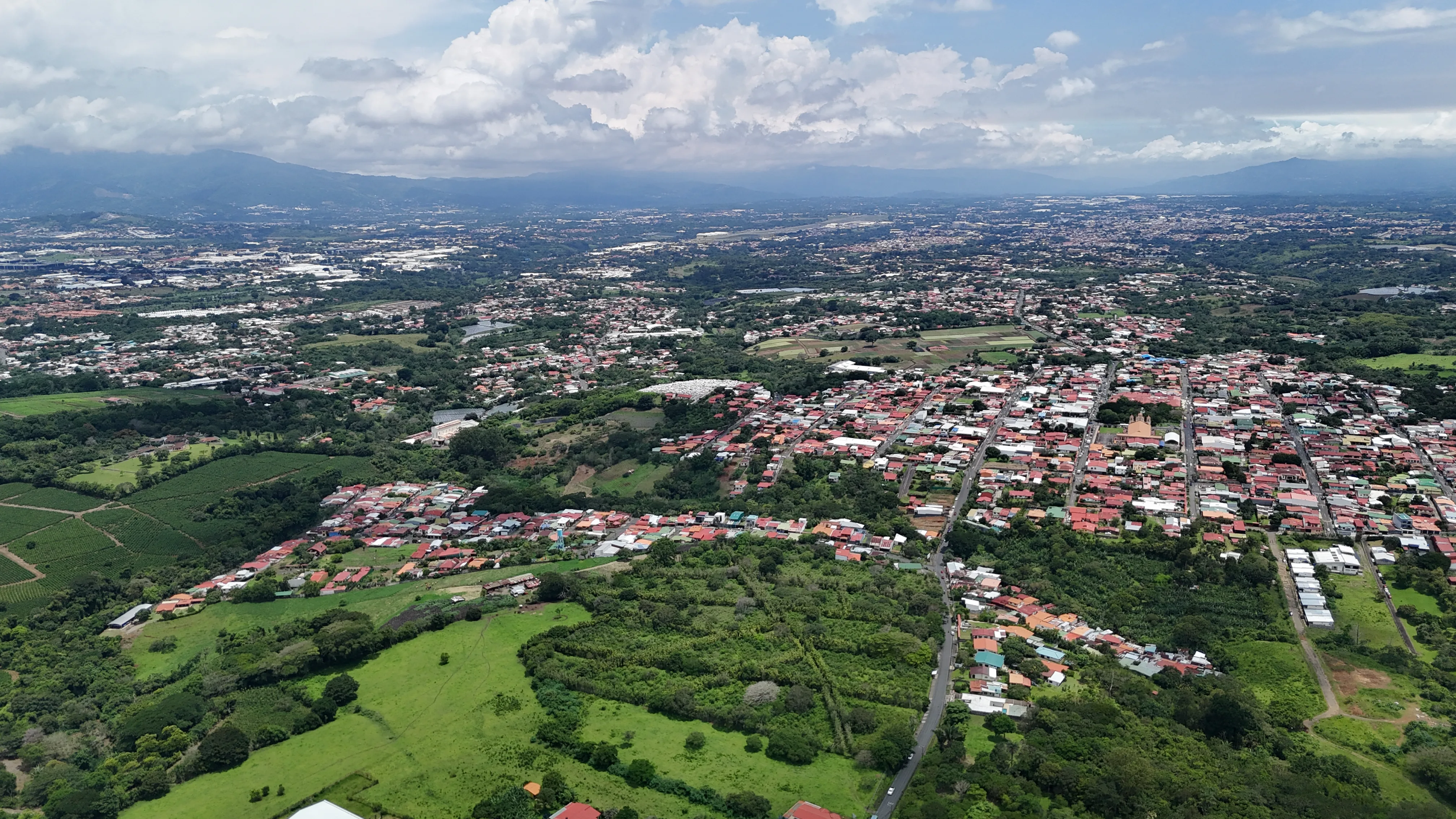 Terreno en Santa Bárbara Heredia