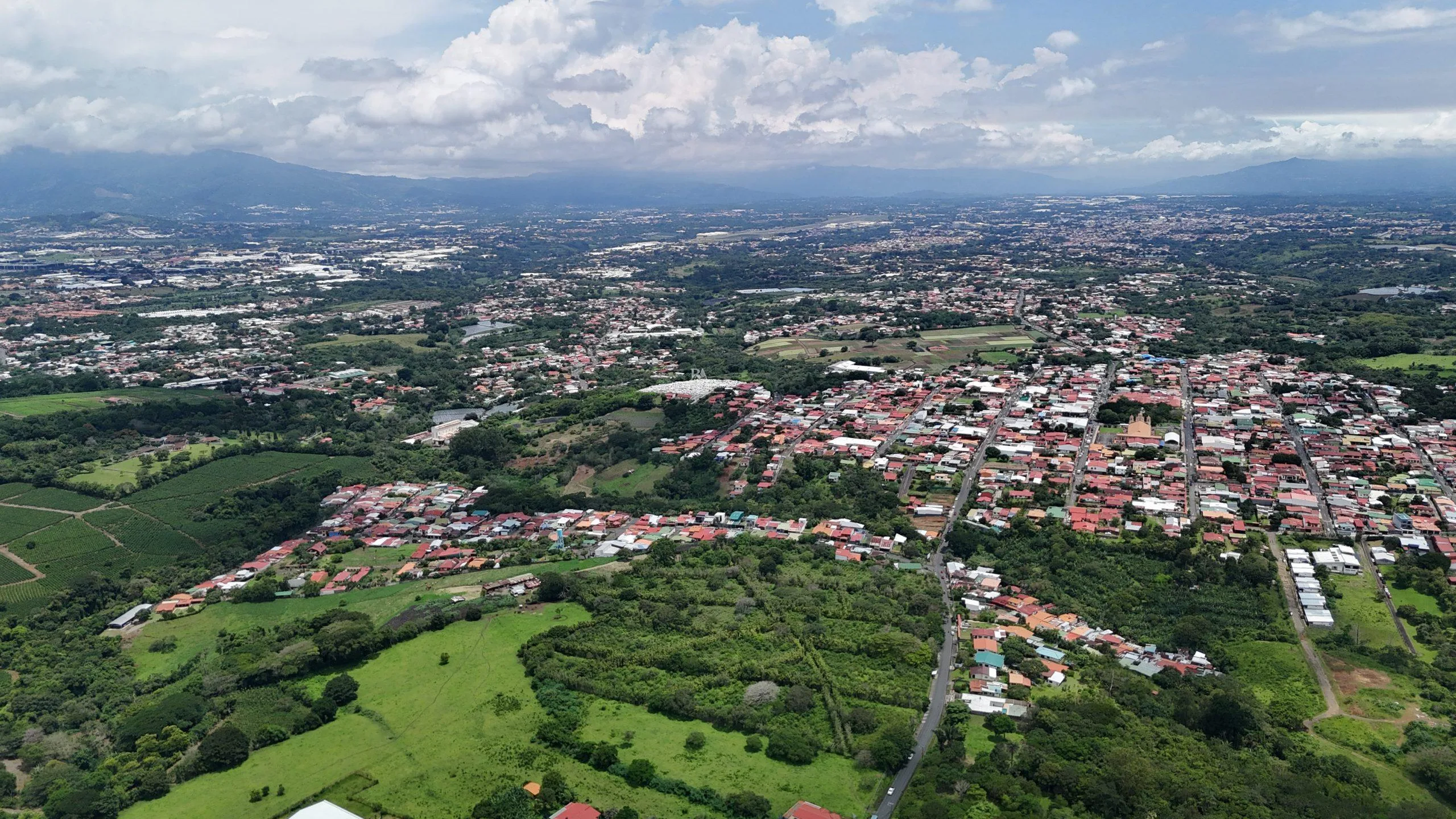 Terreno en Santa Bárbara Heredia