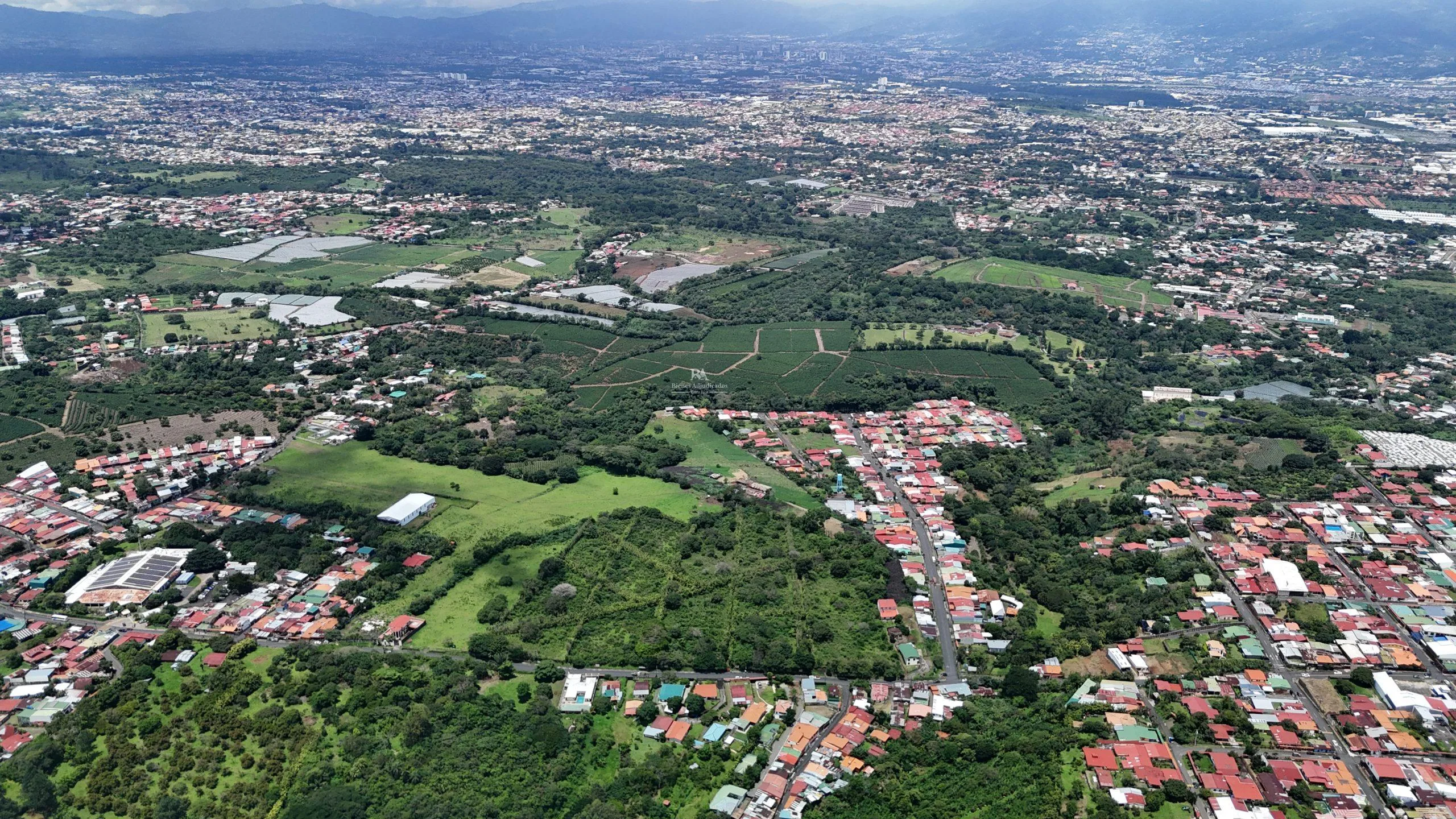 Terreno en Santa Bárbara Heredia
