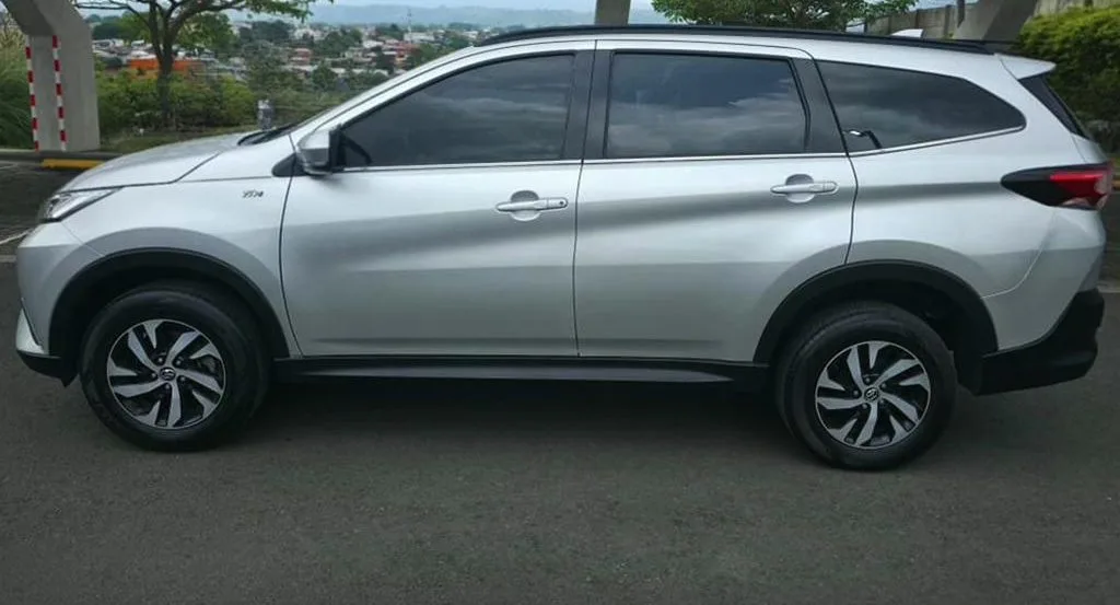Toyota Rush 2024